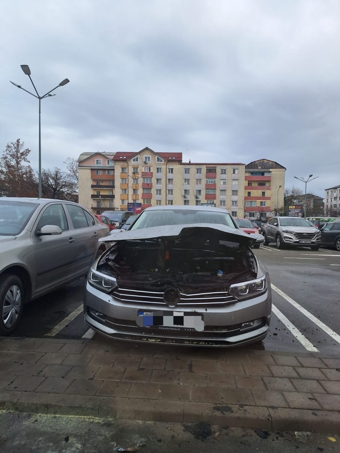 Foto O Ma In A Luat Foc N Parcare La Kaufland Ul De Pe Independen Ei