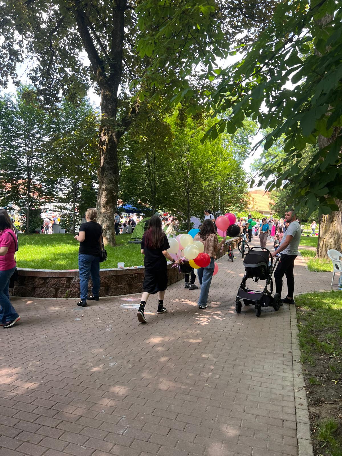 FOTO/VIDEO De Ziua Copilului, parcul municipal s-a transformat într-un adevărat tărâm de poveste dedicat celor mici! 26 ziuacopilului 26
