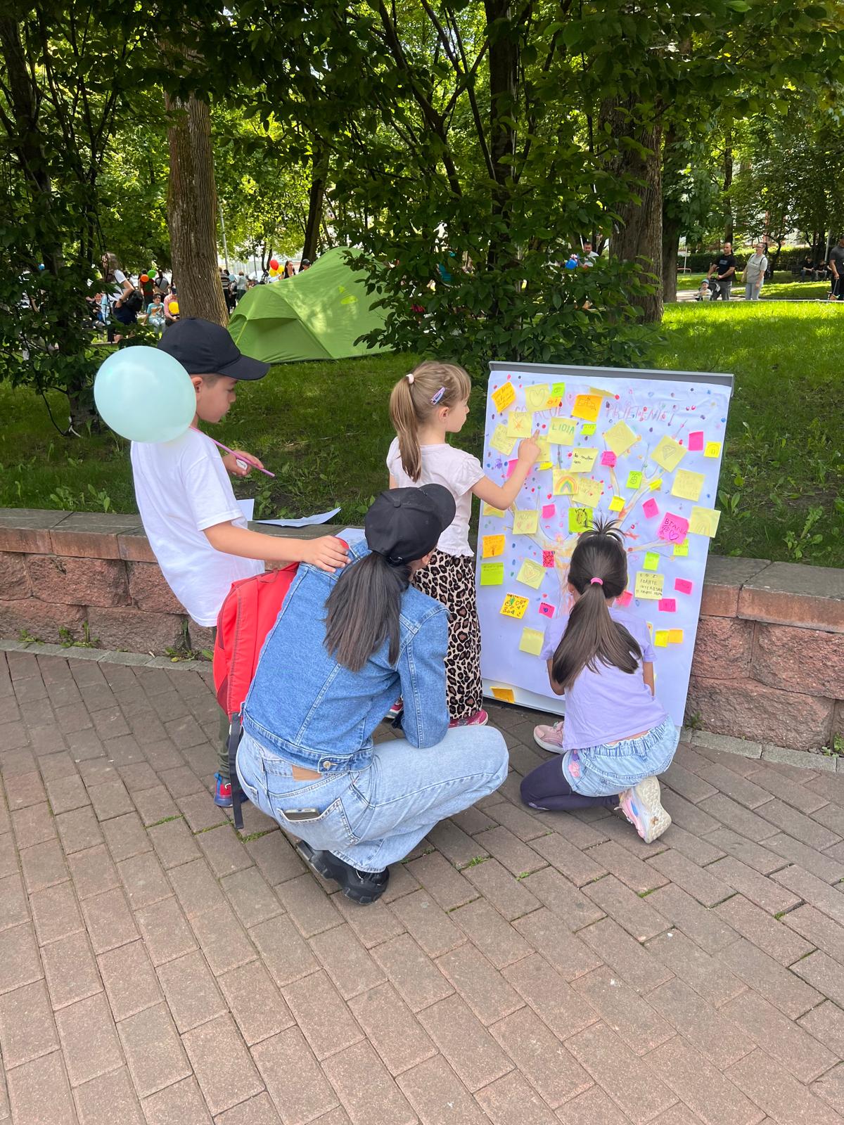 FOTO/VIDEO De Ziua Copilului, parcul municipal s-a transformat într-un adevărat tărâm de poveste dedicat celor mici! 4 ziuacopilului 4