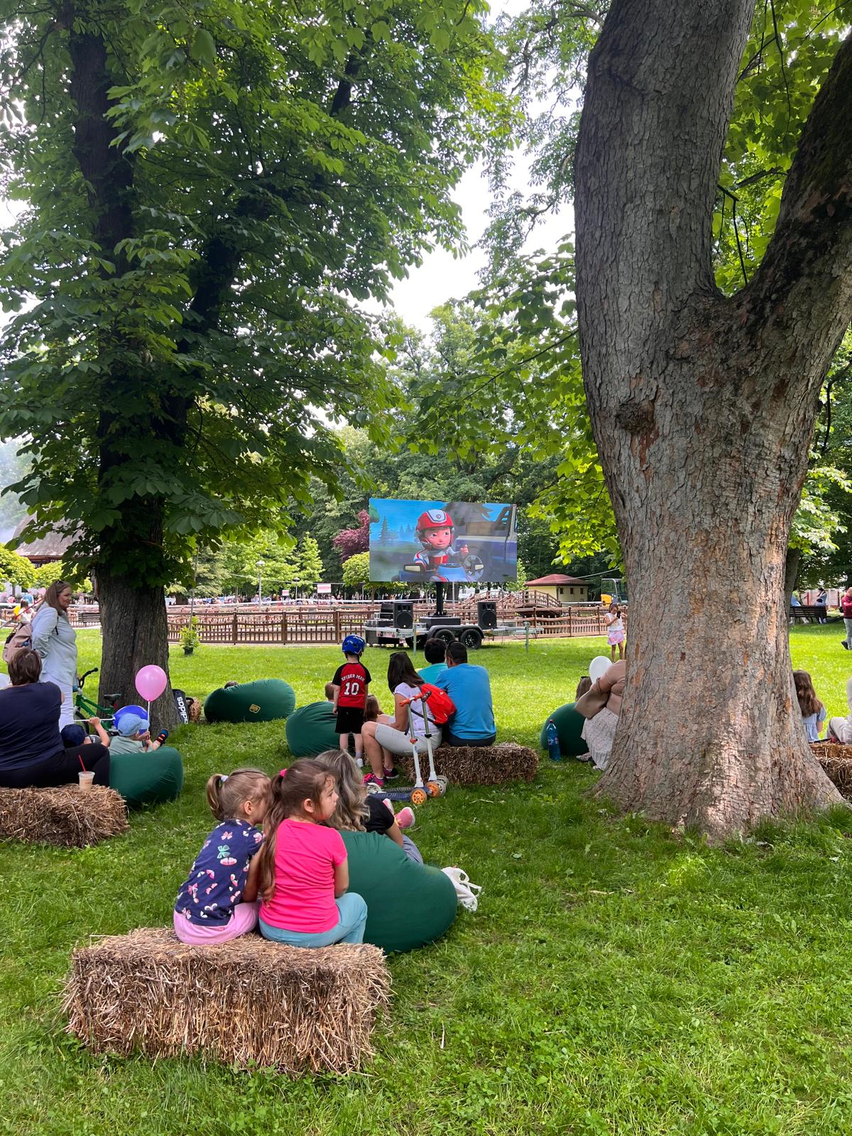 FOTO/VIDEO De Ziua Copilului, parcul municipal s-a transformat într-un adevărat tărâm de poveste dedicat celor mici! 5 ziuacopilului 5
