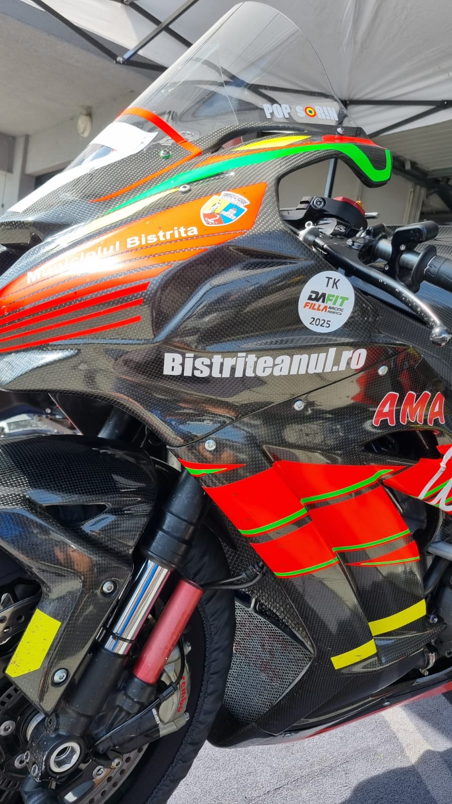Sorin Pop vrea să cucerească circuitul Slovakiaring! Are de făcut inclusiv sărituri cu motocicleta 3 sorin pop slovacia 2