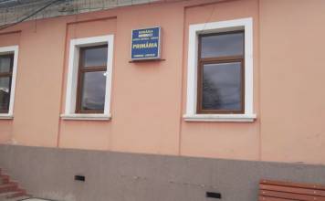 În ultimele luni, Primăria Livezile și-a pierdut doi secretari generali! Emanuela Mihalachi: „I-am oferit viceprimarului o soluție, potrivit legii”