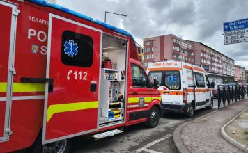 Accident pe Bulevardul Decebal! A traversat ilegat strada și a fost acroșat de o mașină
