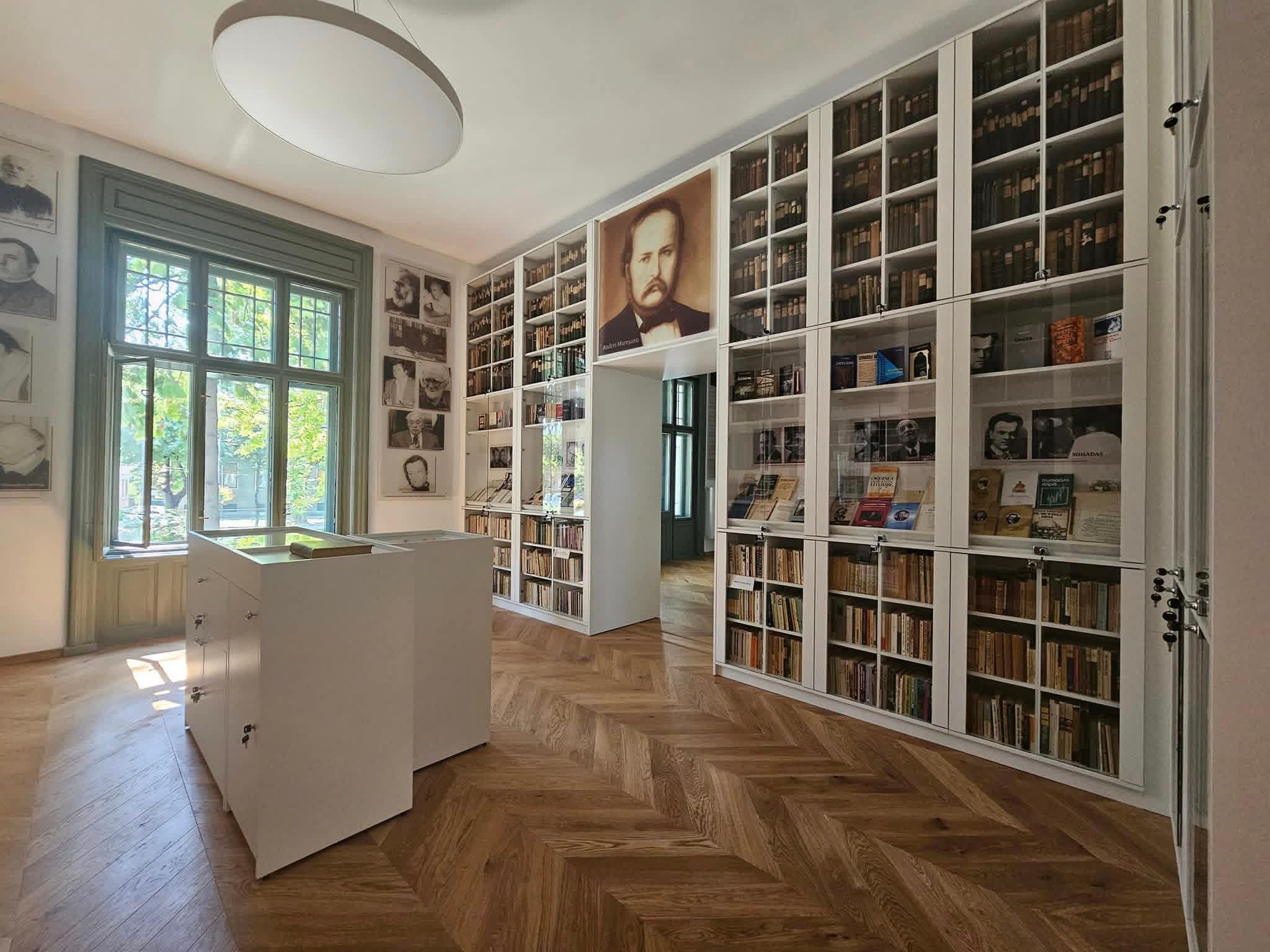 Turnul Dogarilor și zidul Cetății - restaurate de un constructor pasionat de piatră din Maieru! Tot ei au reabilitat și Casa Colecțiilor 3 casa colectiilor 4