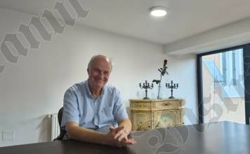 VIDEO – Pianistul Viniciu Moroianu, despre Variațiunile Goldberg de Bach pe care le va interpreta astă-seară, la Palatul Culturii: „O demonstrație de scriitură foarte melodioasă și accesibilă. Nu este deloc o muzică adormitoare”