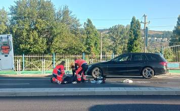 FOTO/VIDEO: Bistrițeancă în stare de inconștiență, după ce a fost lovită de mașină în Florești, județul Cluj