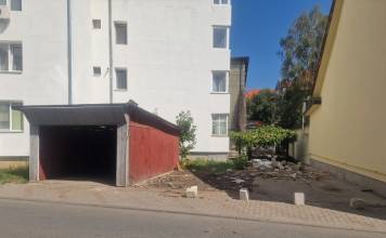 FOTO/VIDEO: Garajele construite ilegal în Piața Morii, puse la pământ, astăzi